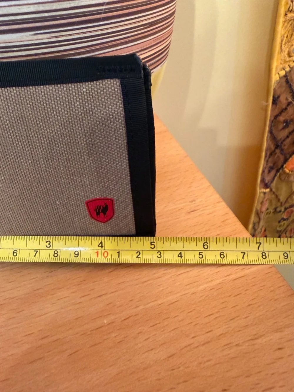 Grand Trunk Bifold Slim Travel Wallet Tan RFID Blocking EUC No Stylus or Lanyard